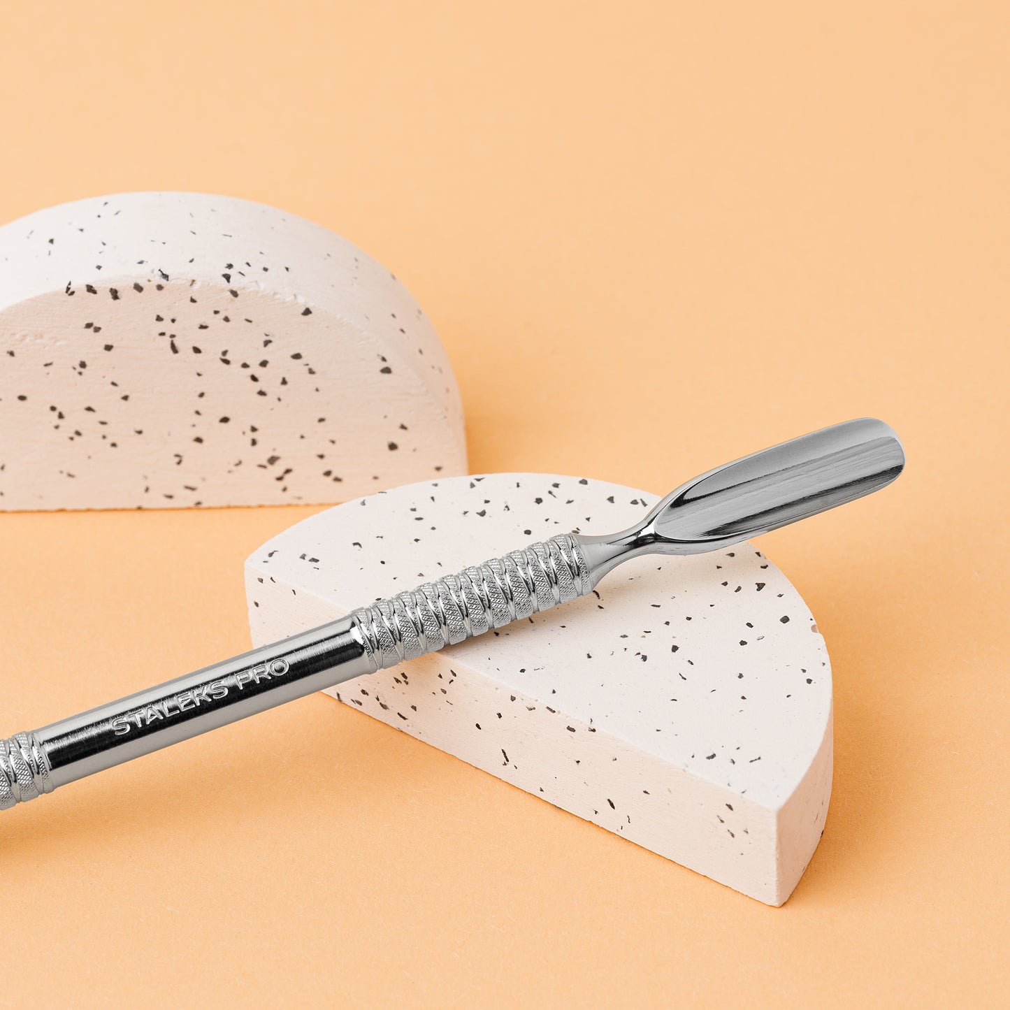 Staleks Pro Expert 30 Type 4.2 Manicure Cuticle Pusher Rounded Wide Pusher Rounded Blade Pe-30/4.2