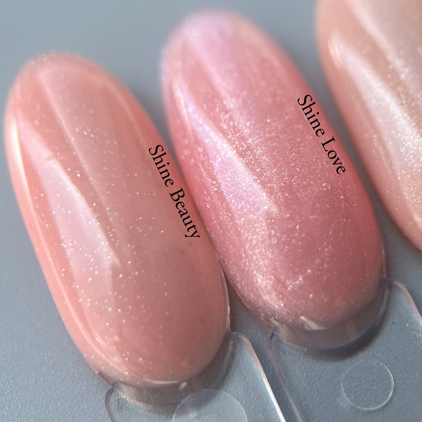 Nika Zemlyanikina Rubber Base Shine Beauty 15ml