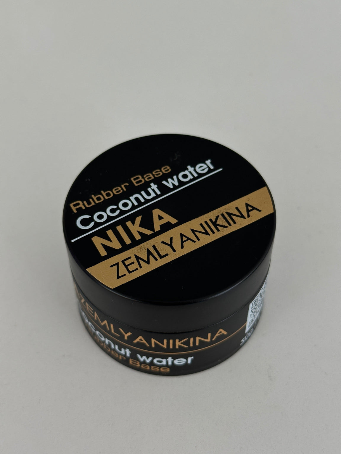 Nika Zemlyanikina Rubber Base Coconut Water 30ml